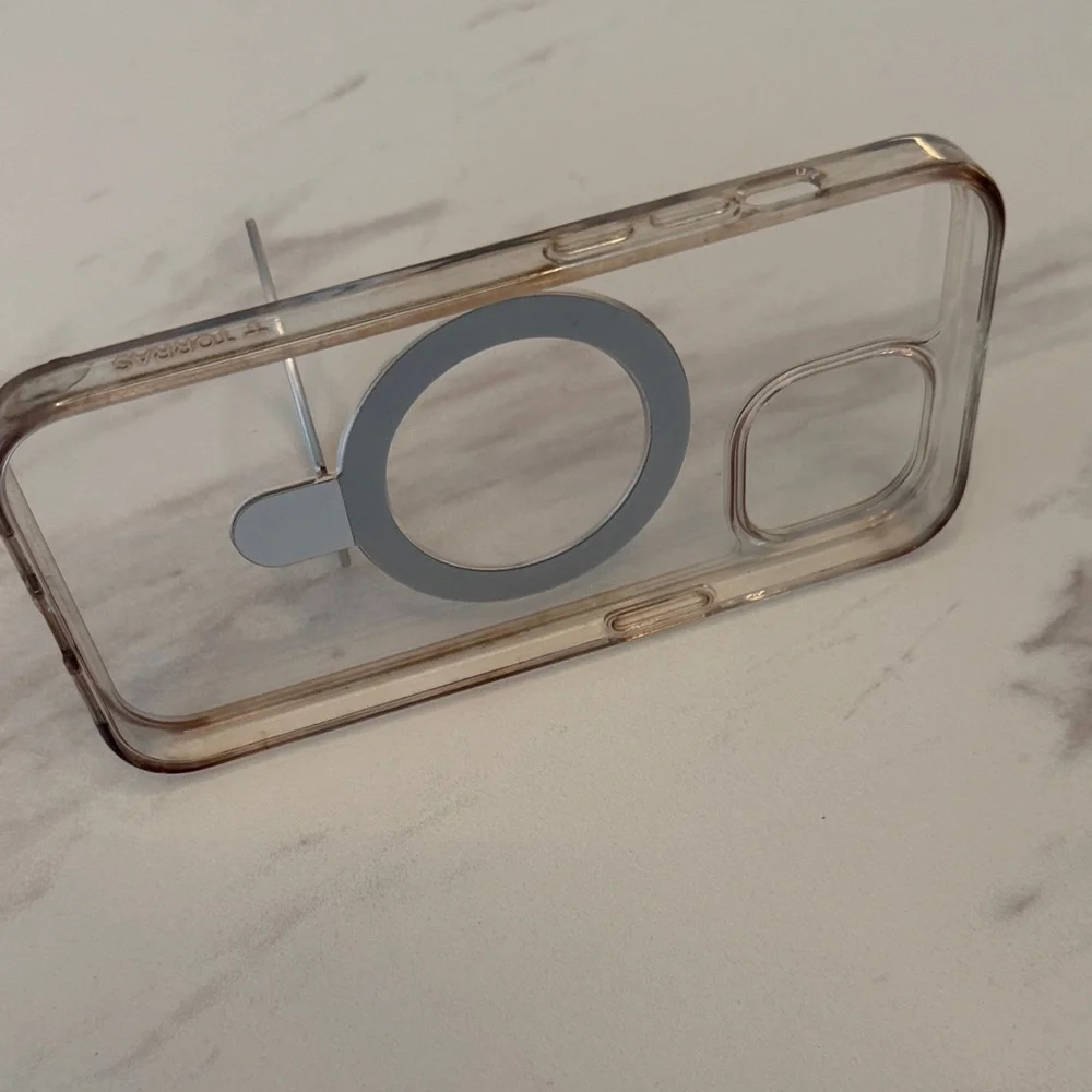 Transparent MagSafe-Compatible Clear Phone Case - Clear